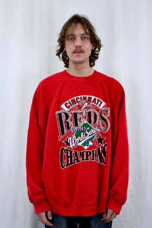 Classic Suits Cincinnati Reds Crewneck